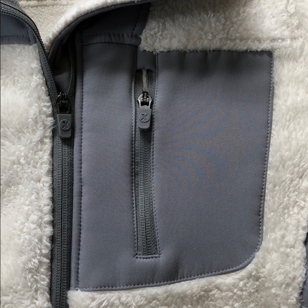 Xersion Jacket - image 7